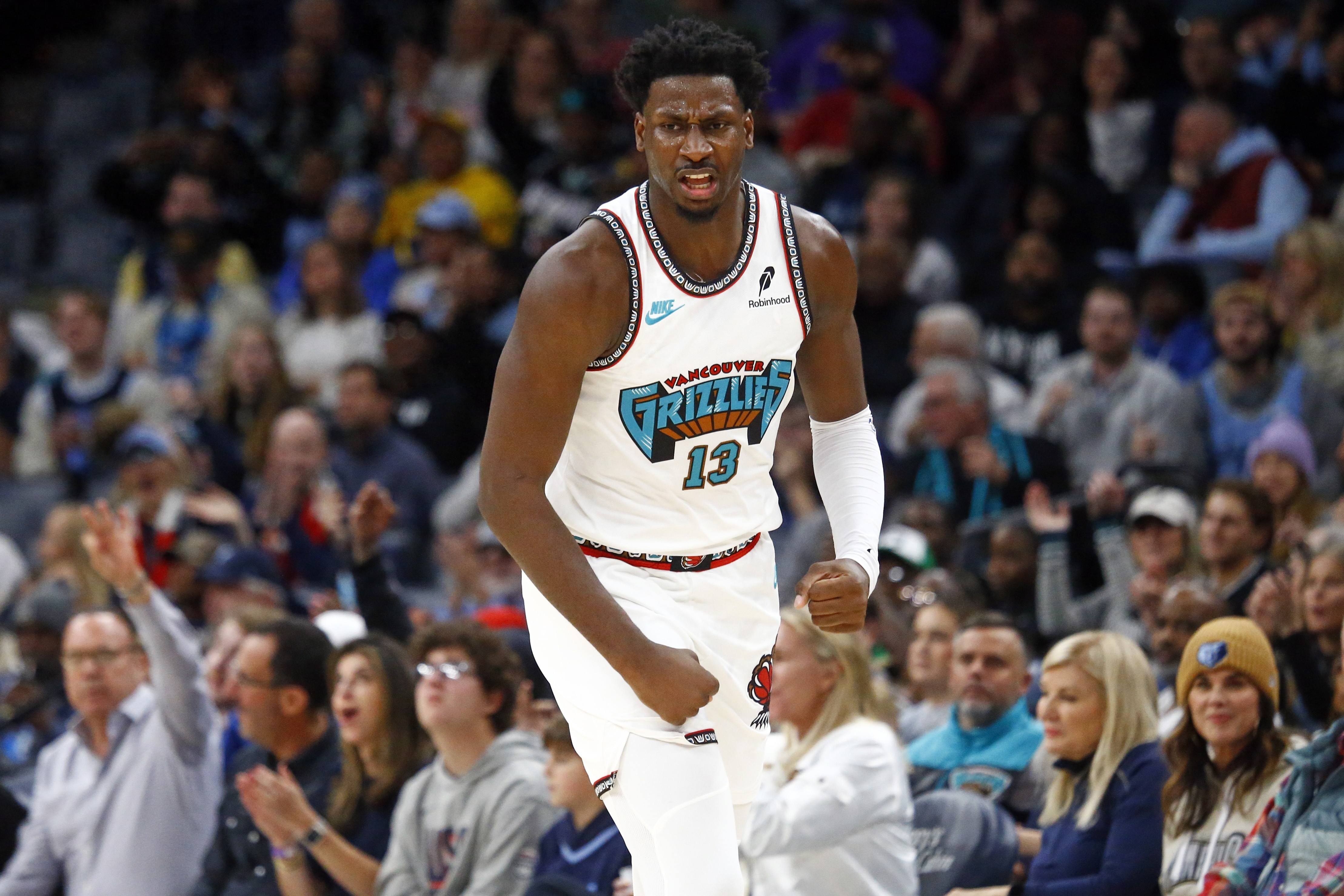 湖人对雷霆投进22记三分平队史纪录