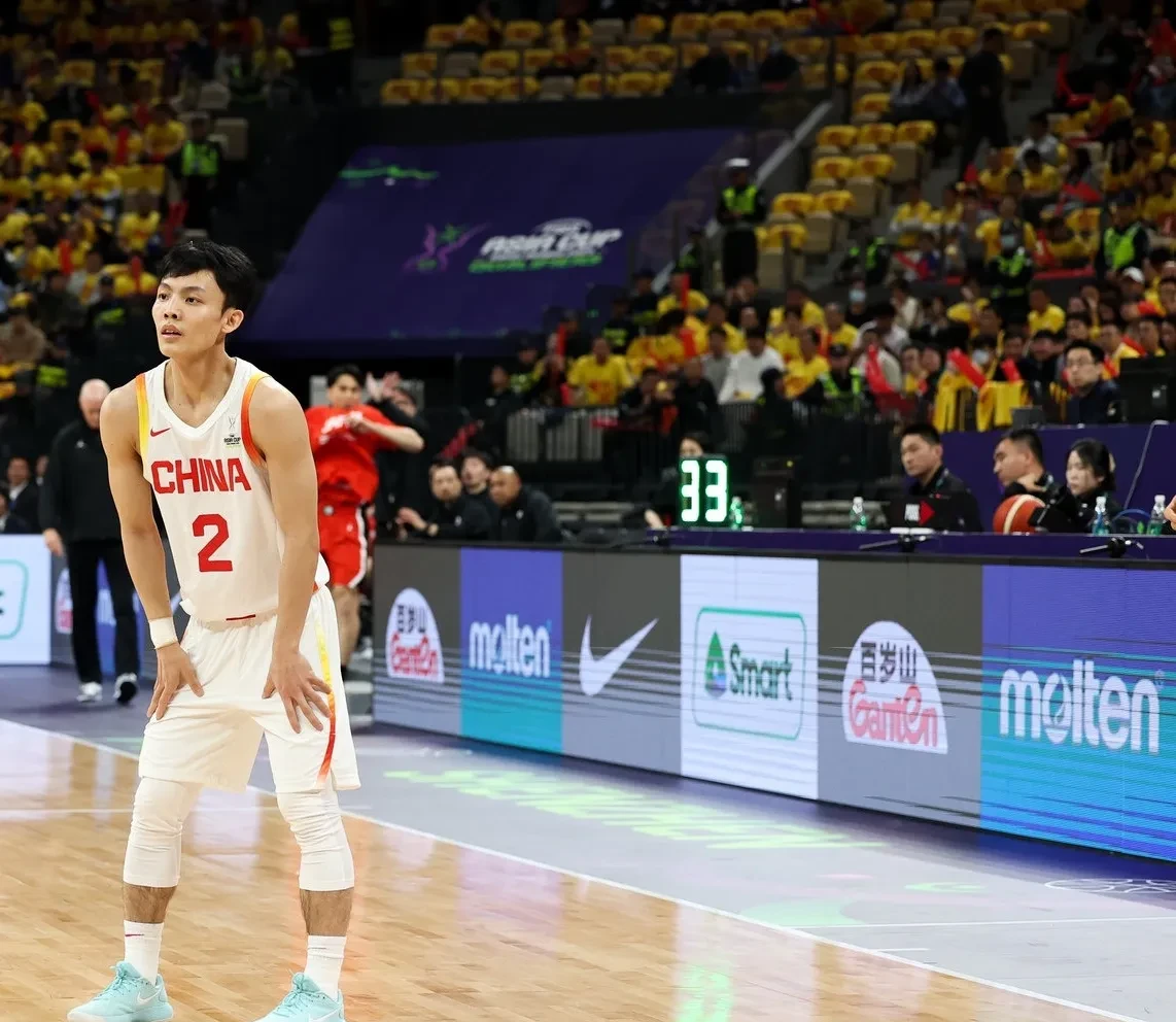 南宫体育 -包含今晚CBA常规赛焦点战，阿斯顿维拉远射贴柱，质疑声仍在，阵容厚度经受考验的词条